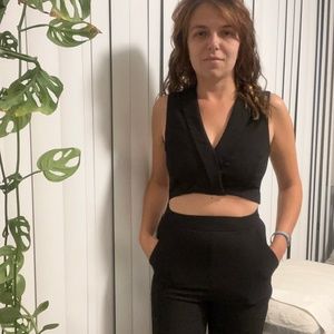 Brand new Forever 21 one-piece jumpsuit with pockets!